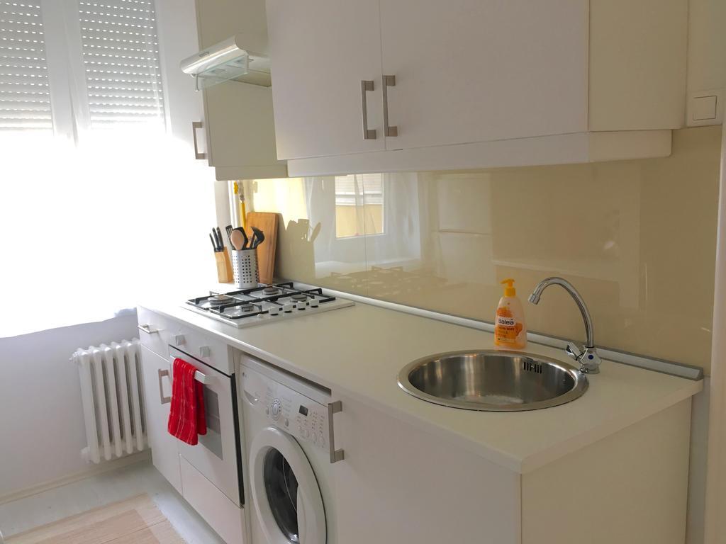 Standard Apartment By Hi5 - Karoly 23 Budapeszt Zewnętrze zdjęcie